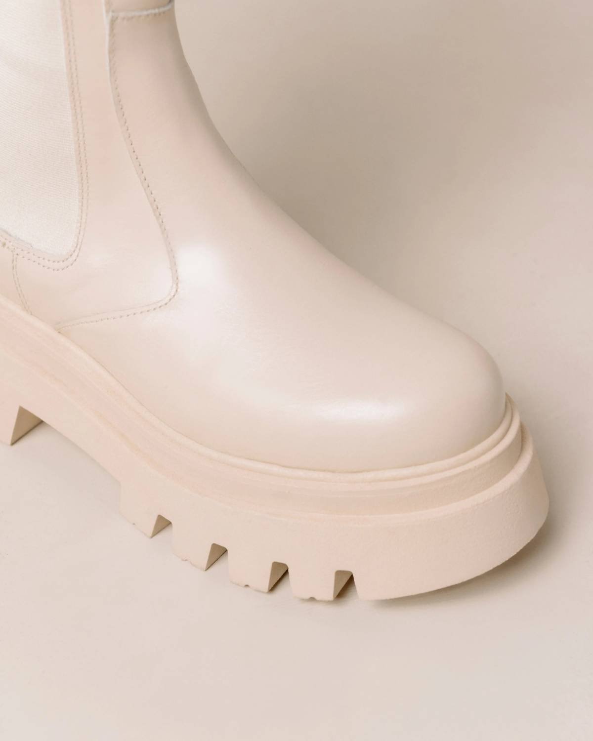 Alohas - Women's Go Getter Boots - Image 7