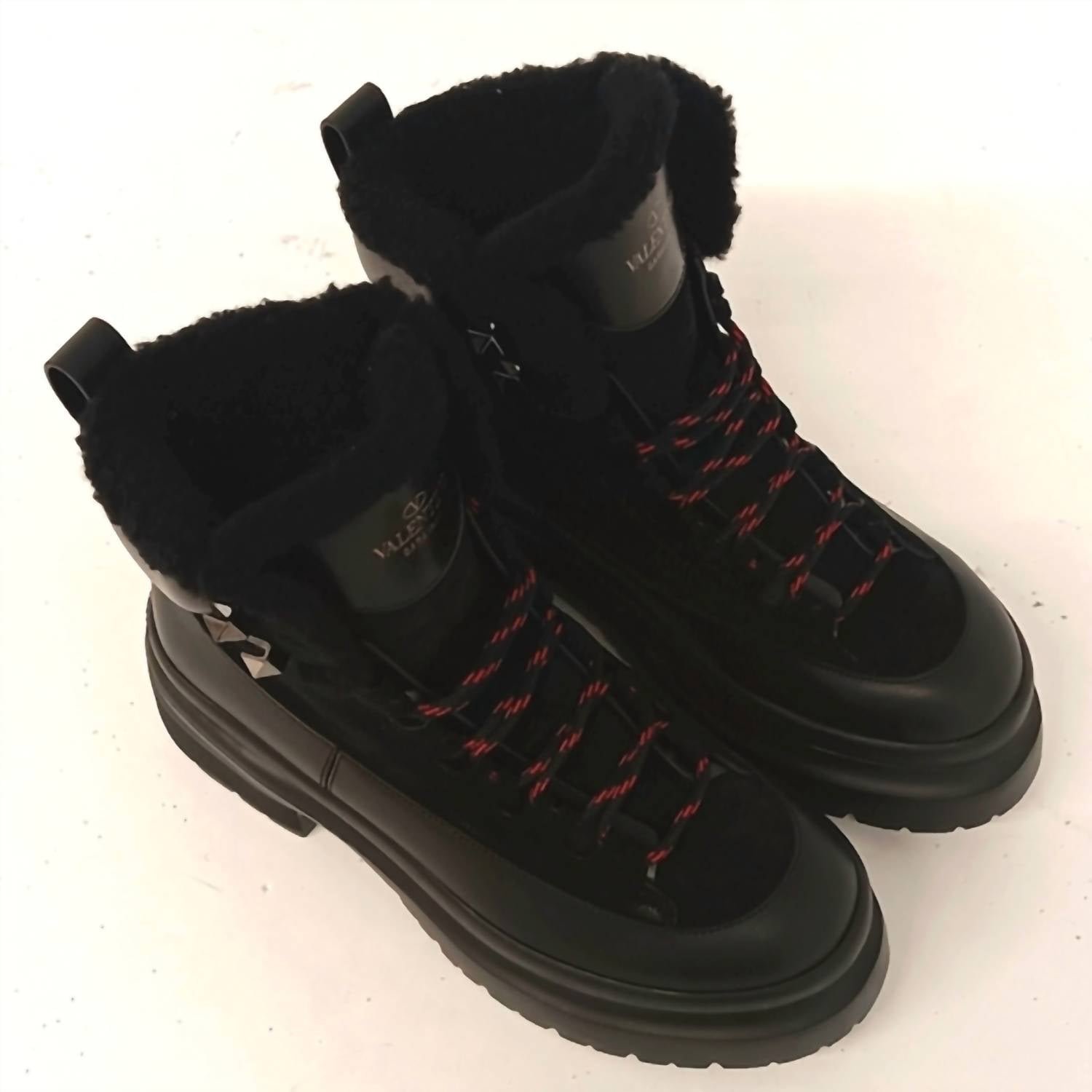 Valentino Garavani - Women's Rockstud Round Toe Lace-up Boots