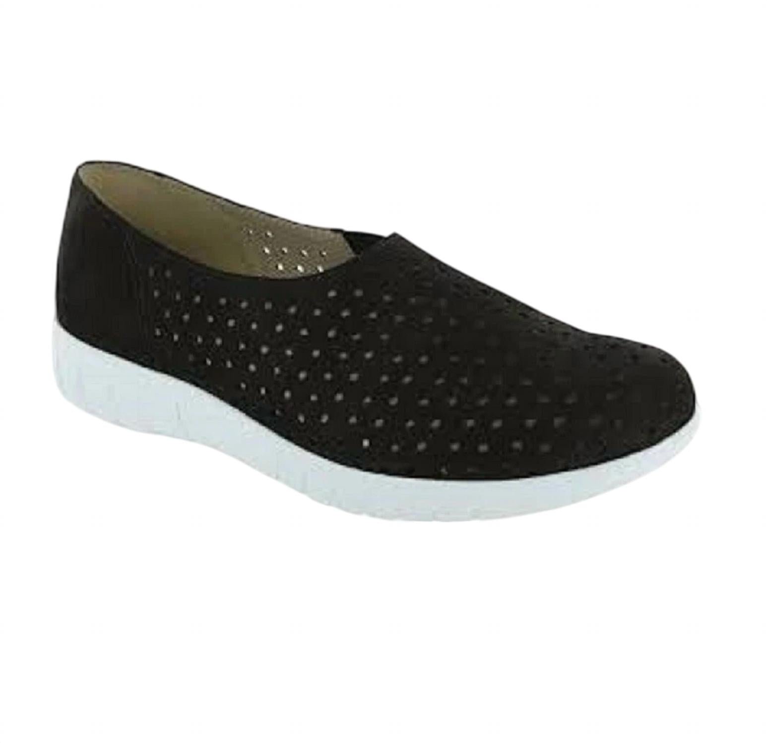 Munro - Women's Skipper Nubuck Sneaker - Image 2